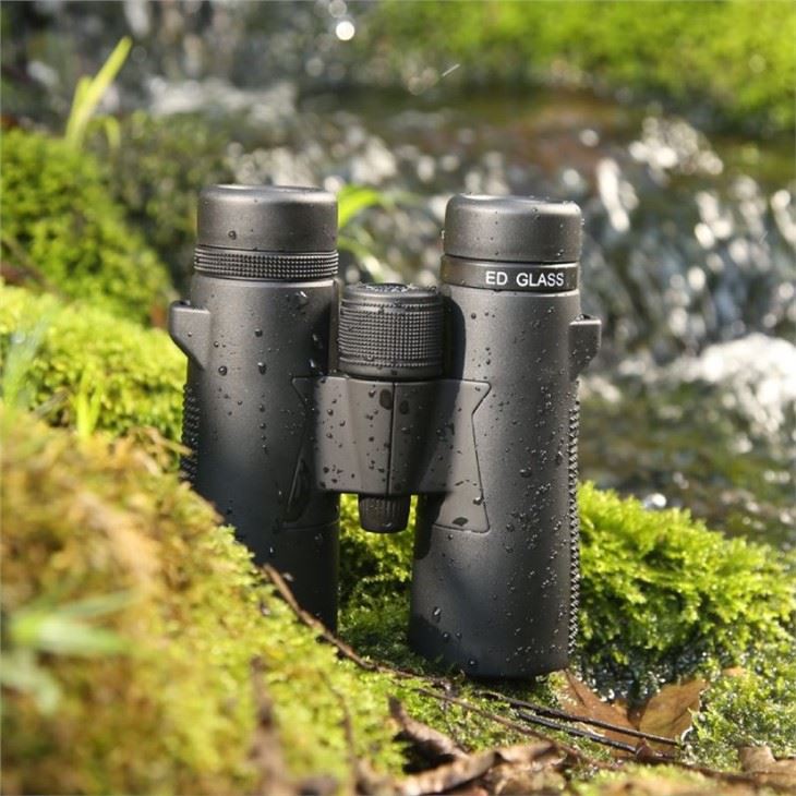8x42 ED Waterproof Binoculars (1)